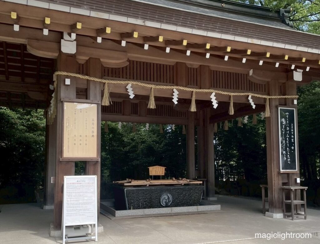 寒川神社の手水舎