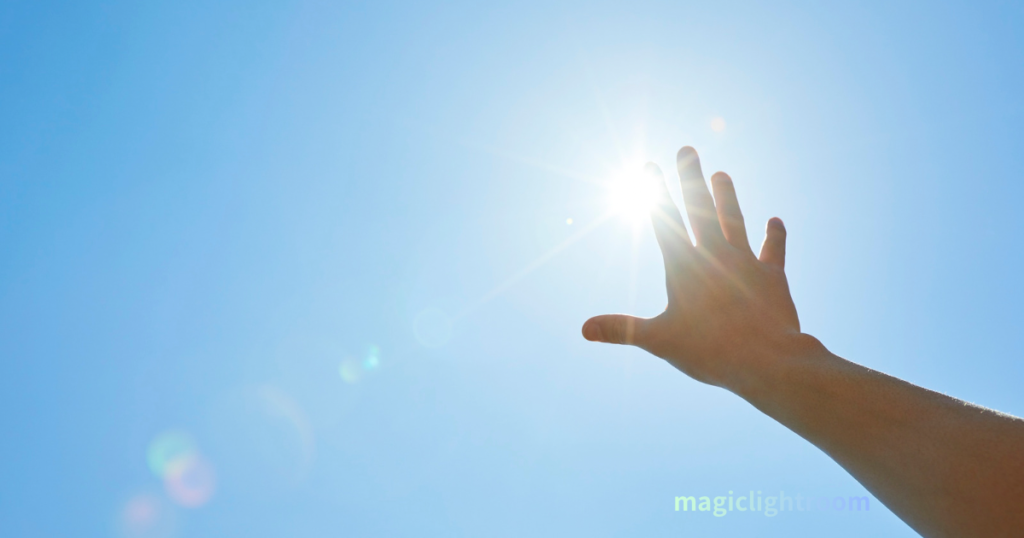 太陽に手を伸ばす